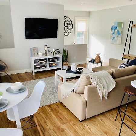 Cozy Suite Close To Nature And The City Maple Ridge ภายนอก รูปภาพ